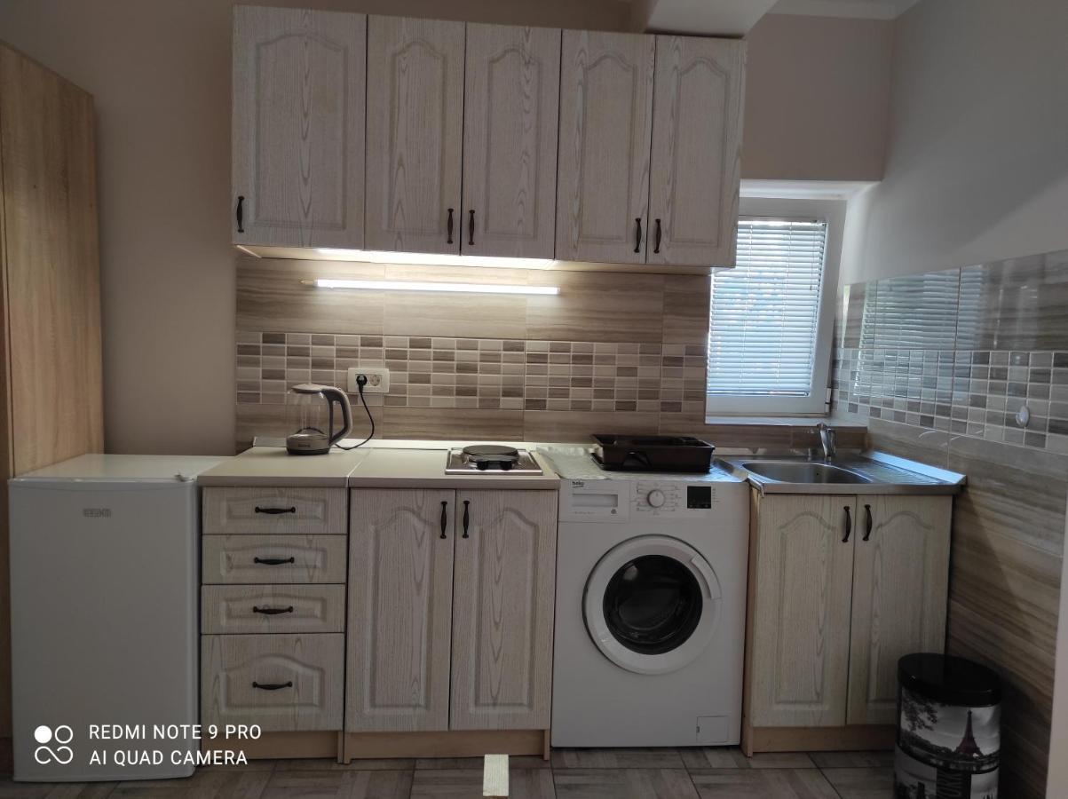 Apartman Pijavica Bijela Exteriör bild